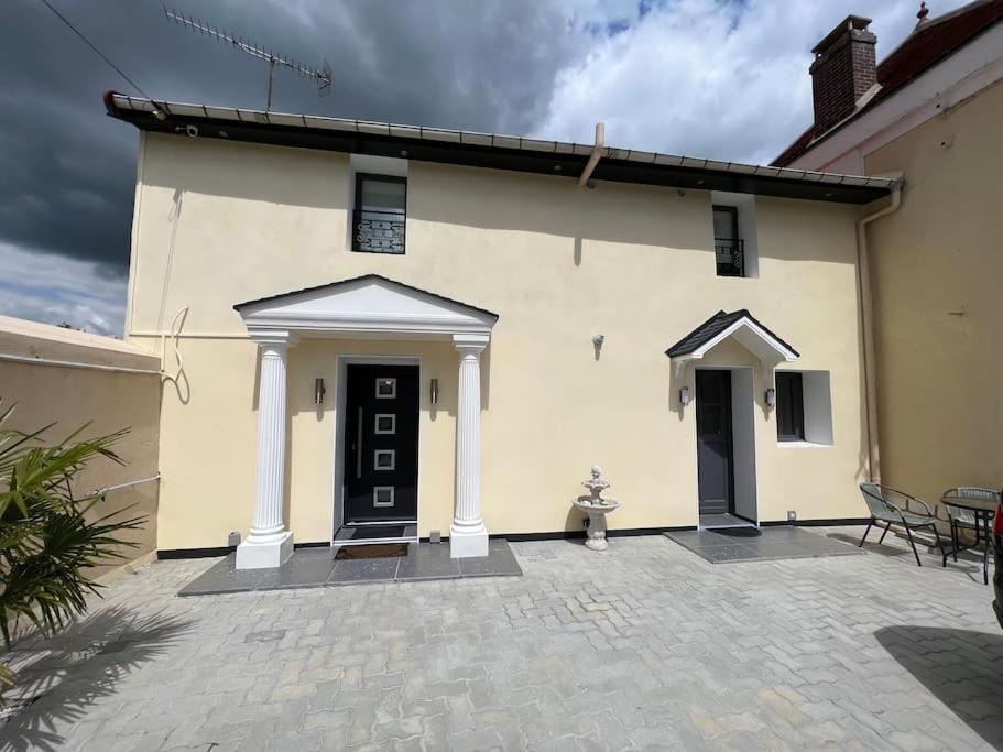 Kings Villa Near Disneyland Reserved Only For Family With Kids Saint-Germain-sur-Morin Exteriér fotografie